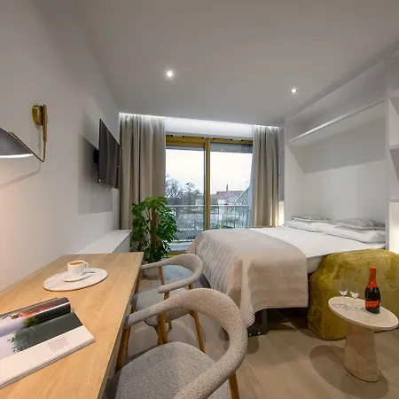 Aparthotel Boulevard Drobnera - Z Widokiem Na Odre *