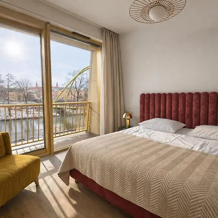 Aparthotel Boulevard Drobnera Spa&wellness - Restaurant Ponti - Widok Na Odre Wrocław